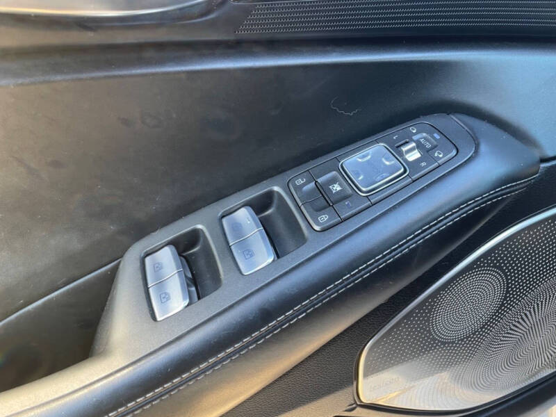 2017 Genesis G90 3.3T Premium