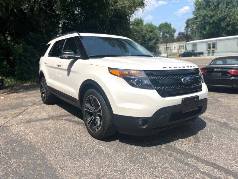 2015 Ford Explorer for sale at Rams Auto Sales LLC in South Saint Paul MN