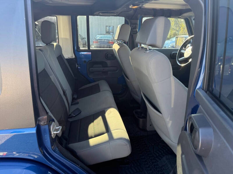 2010 Jeep Wrangler Unlimited Sahara