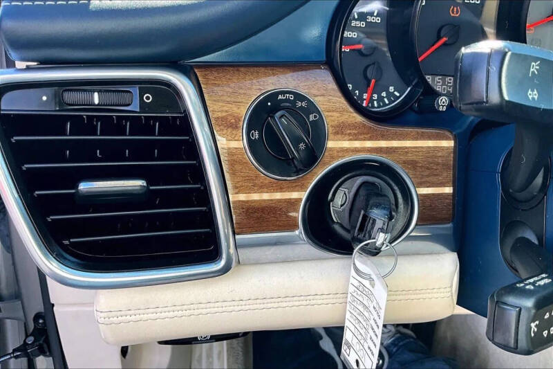 2011 Porsche Panamera