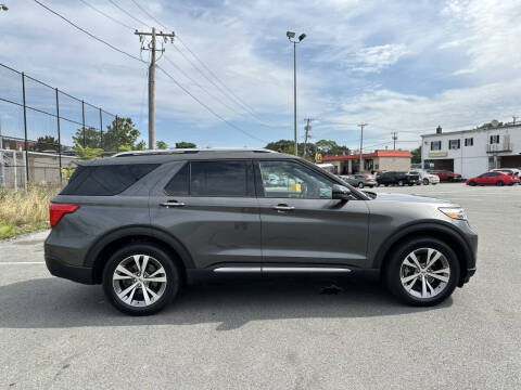 2020 Ford Explorer Platinum