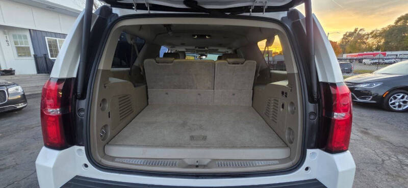 2016 Chevrolet Suburban LT