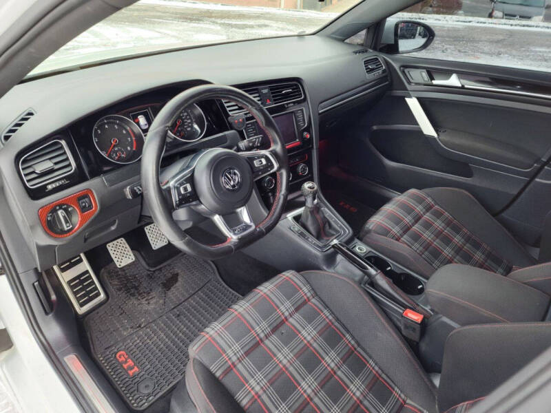 2016 Volkswagen Golf GTI Autobahn