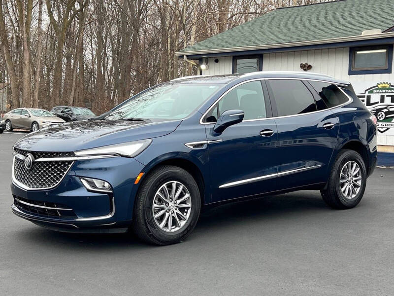 2023 Buick Enclave Essence