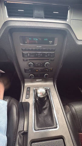 2012 Ford Mustang V6 Premium