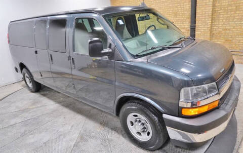 2017 Chevrolet Express LT 3500