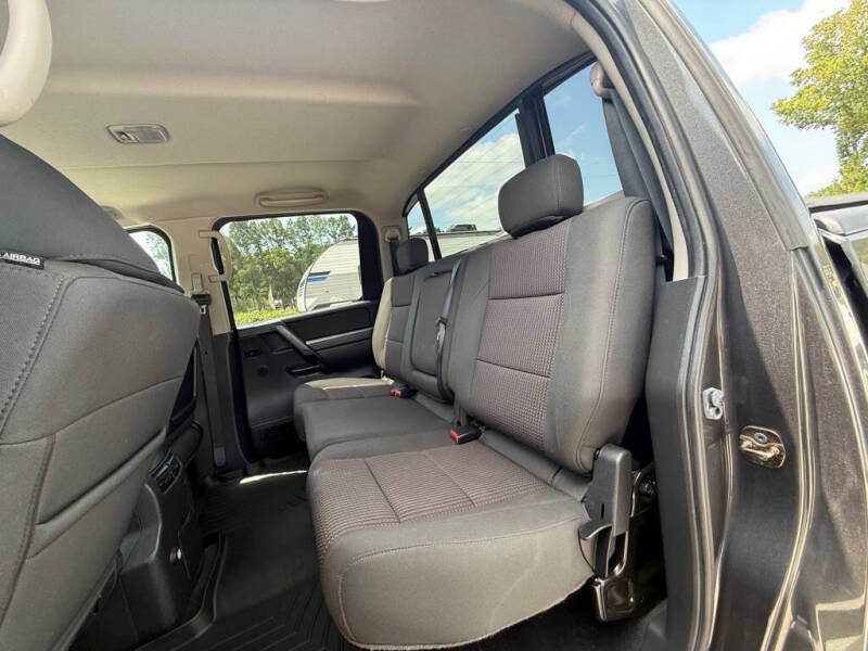 2011 Nissan Titan
