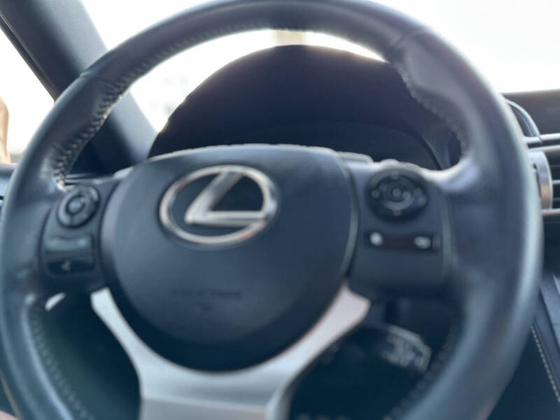 2015 Lexus IS 250