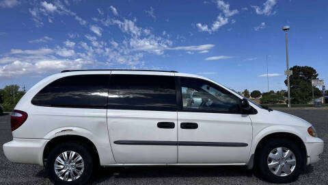 2004 Dodge Grand Caravan SE