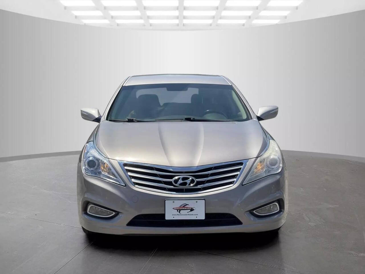 2013 Hyundai Azera for sale at Used Cars Toledo in Oregon, OH