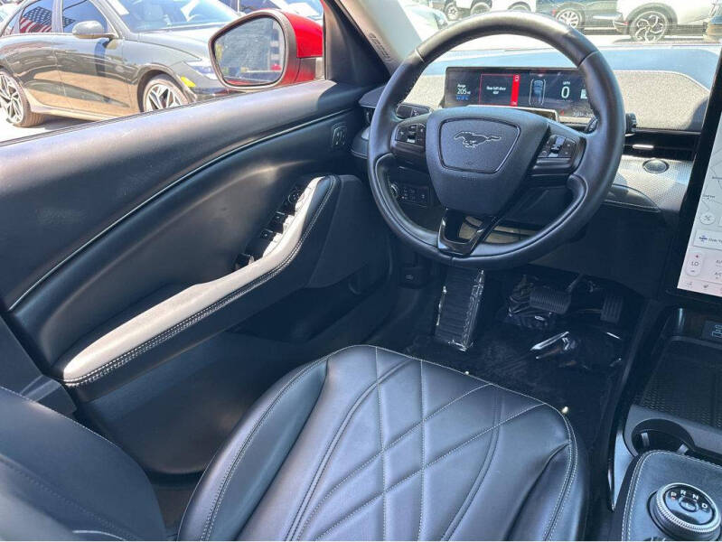 2021 Ford Mustang Mach-E Select