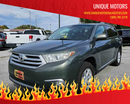 2011 Toyota Highlander for sale at Unique Motors in Rock Island IL