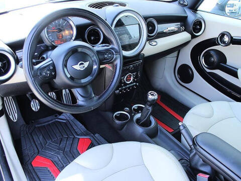 2011 MINI Cooper John Cooper Works