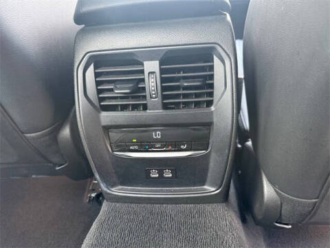 2024 BMW 3 Series 330i