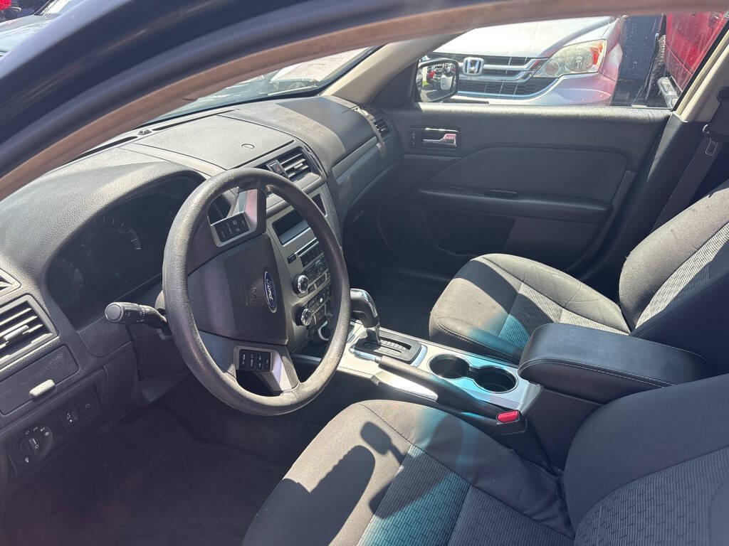 Black 2012 Ford Fusion SE SE 4dr Sedan 6