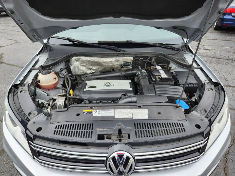 2018 Volkswagen Tiguan Limited 2.0T 4Motion