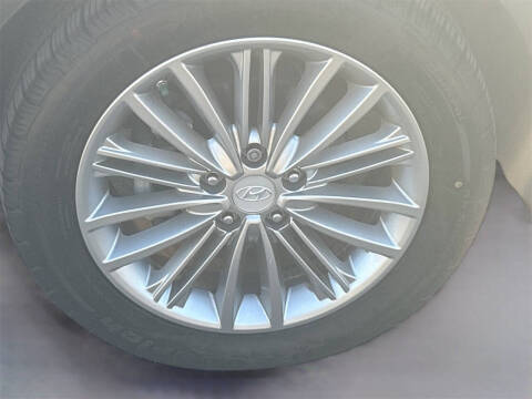 2020 Hyundai Kona SEL Plus