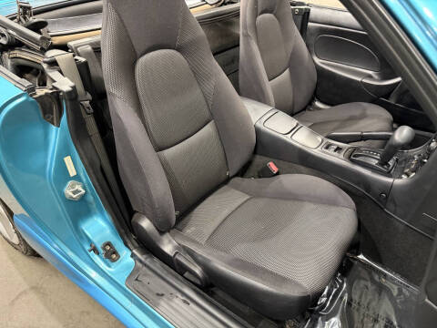 2003 Mazda MX-5 Miata SE