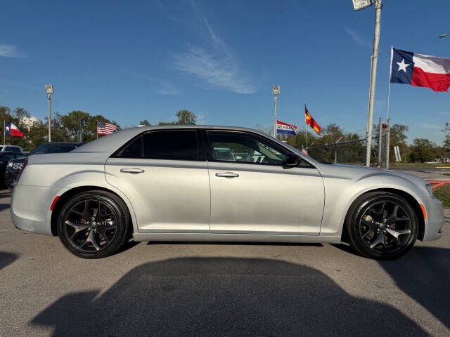 2021 Chrysler 300 for sale at Elite Motor Group Limited in South Houston, TX