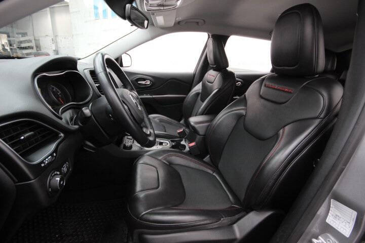 2019 Jeep Cherokee Trailhawk