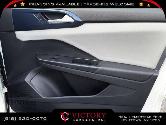 2023 Volkswagen Taos SE