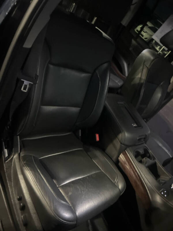 2017 GMC Yukon XL SLT