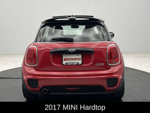 2017 MINI Hardtop 2 Door Cooper