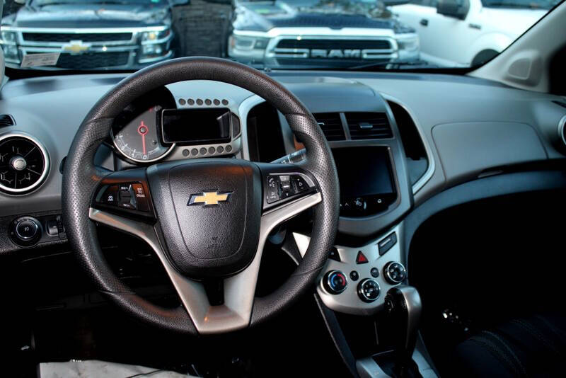 2014 Chevrolet Sonic LT Auto