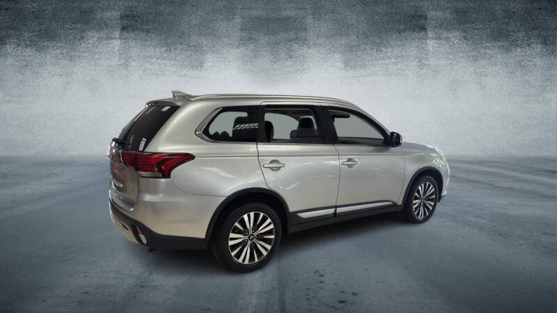 2020 Mitsubishi Outlander