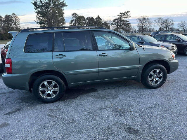 2005 Toyota Highlander for sale at Sams Auto Repair & Sales LLC in Harrisburg, PA