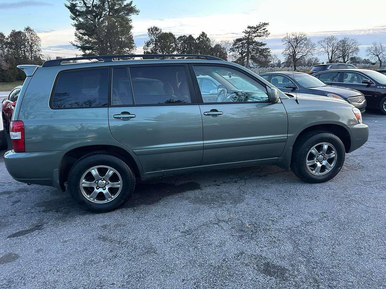 2005 Toyota Highlander for sale at Sams Auto Repair & Sales LLC in Harrisburg, PA