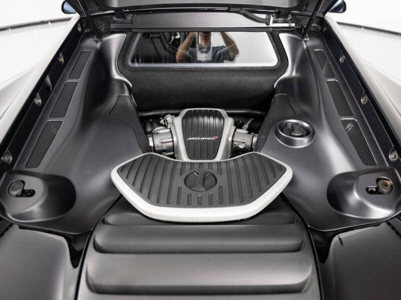 2012 McLaren MP4-12C