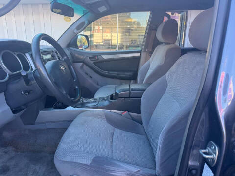 2003 Toyota 4Runner SR5