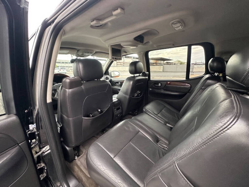 2005 GMC Envoy XL Denali