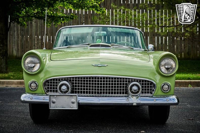 1956 Ford Thunderbird