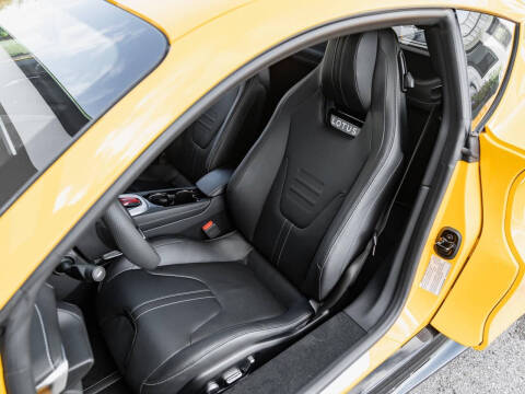 2025 Lotus Emira V6 Base