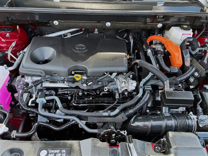 2022 Toyota RAV4 Hybrid LE