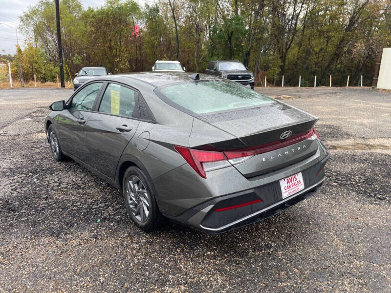 2024 Hyundai Elantra SEL