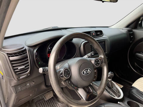 2017 Kia Soul +