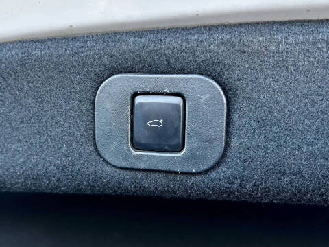 2020 Lincoln Continental Standard