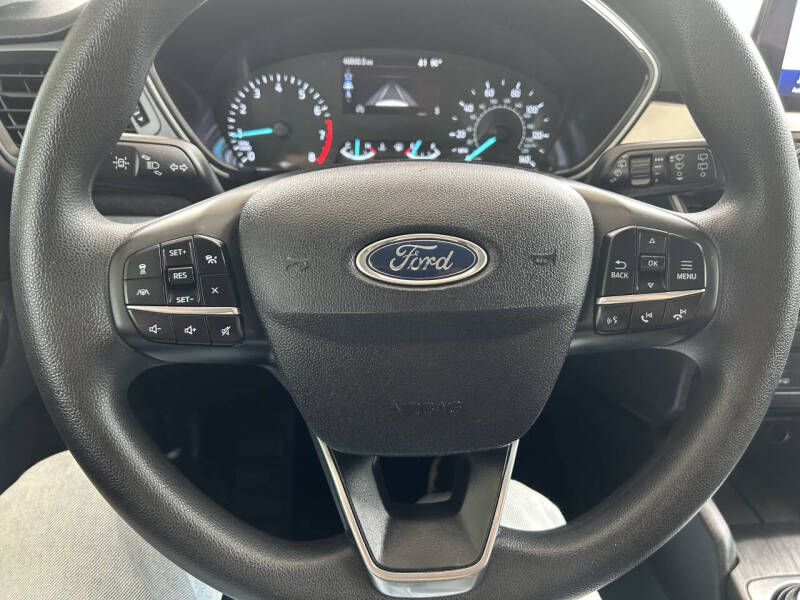 2022 Ford Escape SE