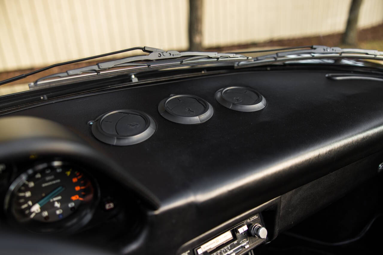 1985 Ferrari 308 39