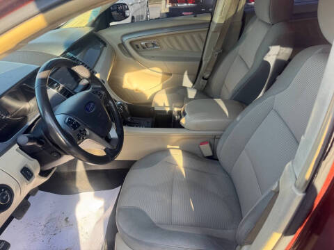 2015 Ford Taurus SEL