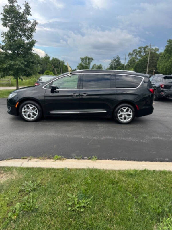 2018 Chrysler Pacifica Touring L Plus