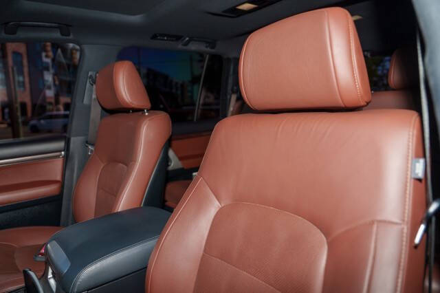 2021 Toyota Land Cruiser