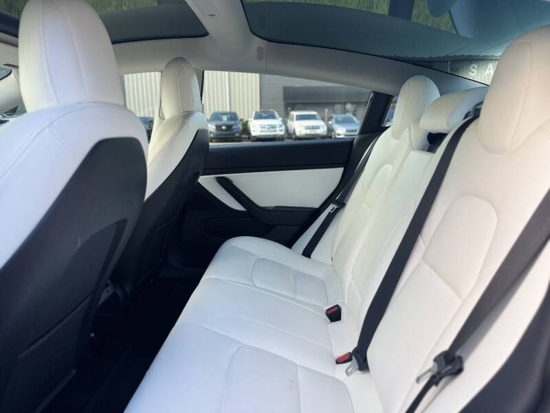 2019 Tesla Model 3 Standard Range Plus
