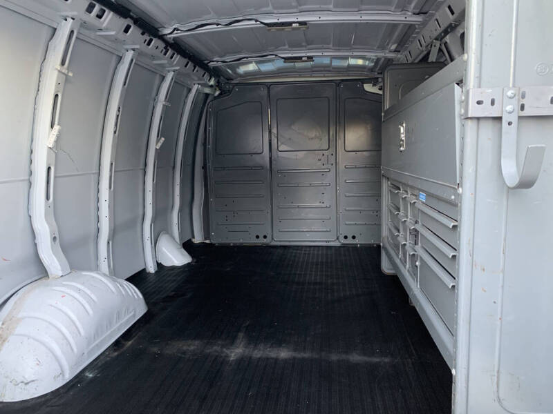 2020 Chevrolet Express 2500