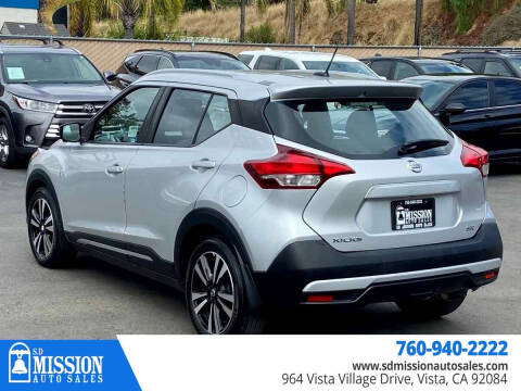 2019 Nissan Kicks SR