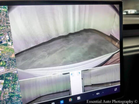 2022 Tesla Model S Plaid