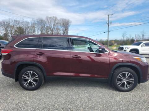 2019 Toyota Highlander for sale at 220 Auto Sales in Rocky Mount VA